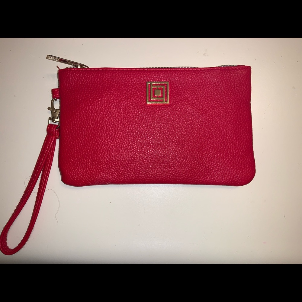 💕Liz Clairborne Clutch w/ Charging Port!💕